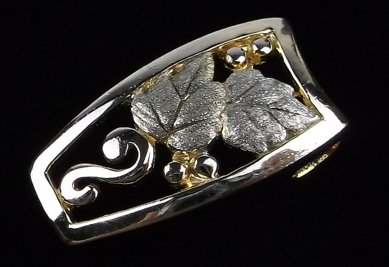 Mint Vintage Gold Over Sterling Silver Leaves Pendant: Guaranteed Solid 925 Sterling Silver, in Excellent Condition