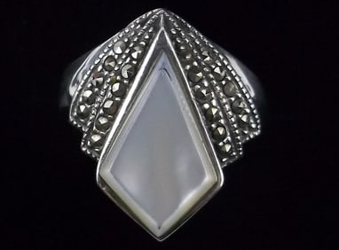 Mint Vintage Thick Sterling Silver MOP Marcasite Ring 7