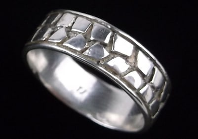 Mint Vintage Sterling Silver Band Ring 7