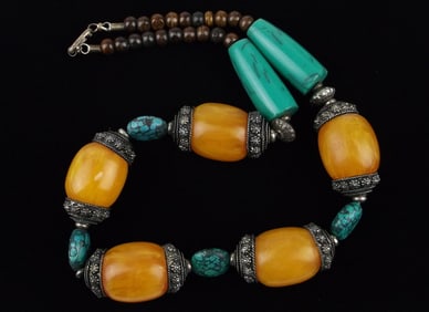 New Big Vintage 1960s Bakelite Turquoise Necklace 25"