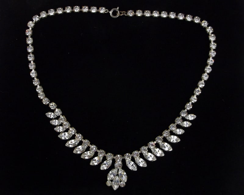 Gorgeous Antique 1930s Austria Crystal Necklace 16": beautiful condition