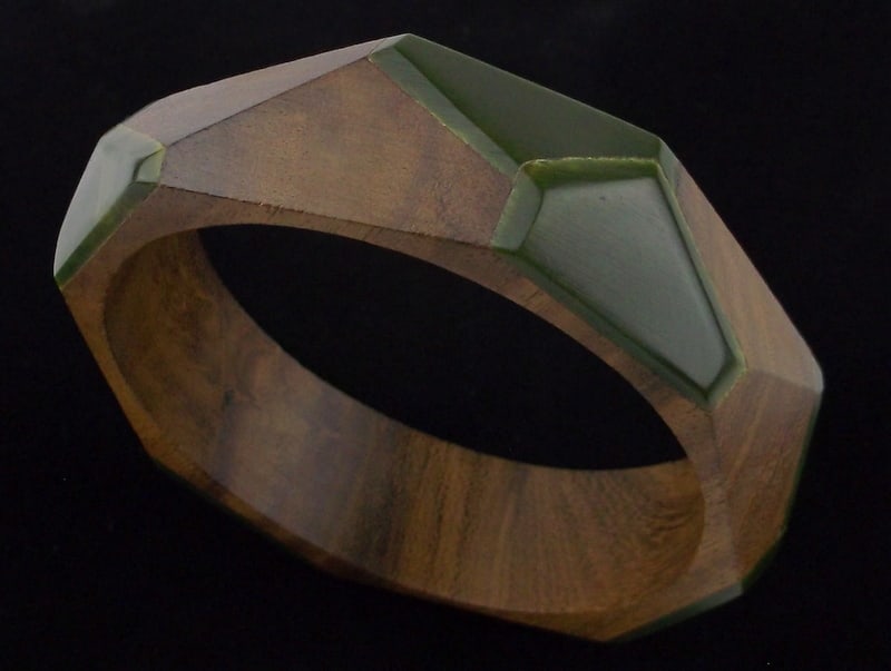 Big Mint Vintage Wood and Bakelite Bracelet 8": Mint Condition, In Like New Condition, Perfect