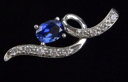 Mint Vintage Designer Signed Sterling Silver Sapphire Pendant Topaz