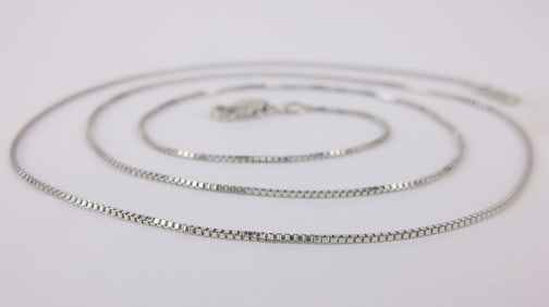 Mint Vintage Italian Sterling Silver Box Chain Necklace 18"