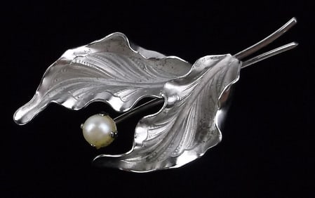 Mint Antique 1950s Crouse Co Sterling Silver Pearl Leaf Brooch