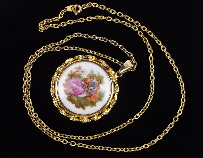 Mint Vint 1960s Limoges Porcelain Cameo Necklace 24": Mint Condition, In Like New Condition, Perfect
