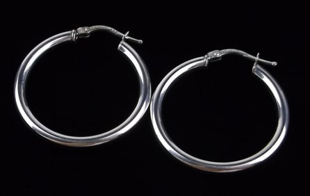 Mint vintage Italian Sterling Silver Hoop Earrings