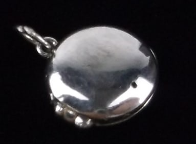 New Vintage Sterling Silver Locket Pendant Small
