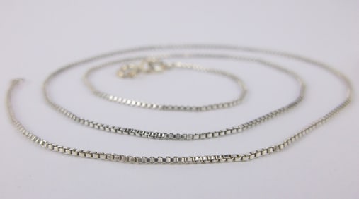 Stunning Vint Italian Sterling Silver Box Chain Necklace 16"