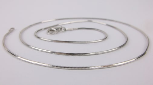 Mint Vintage Italian Sterling Silver Chain Necklace 18"