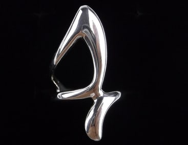 Mint Vintage Sterling Silver Design Ring 7