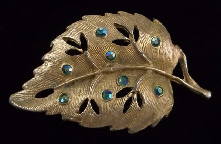 Gorgeous Vintage 1960s Rhinestone Leaf Brooch