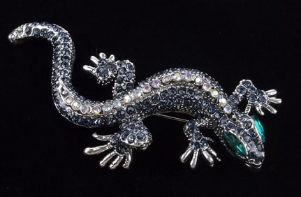 Mint Enameled Rhinestone Lizard Brooch Life Size