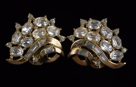 Gorgeous Antique 1950s Crown Trifari Rhinestone Earrings