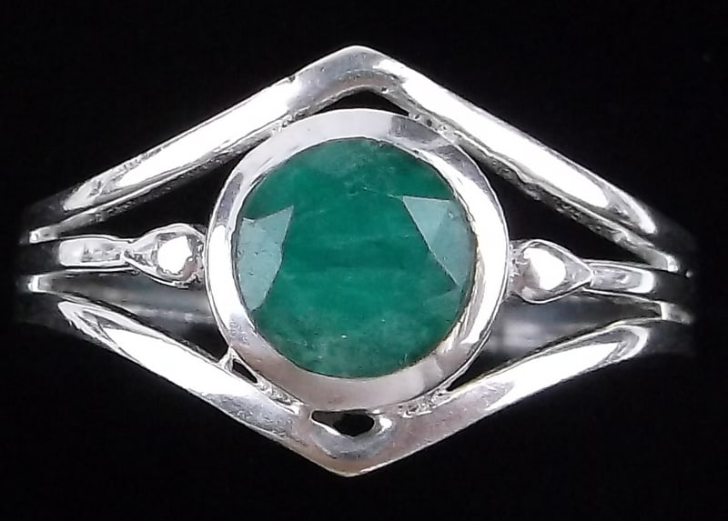 New Thick Sterling Silver .50ct Emerald Ring 7 (1 of 2)