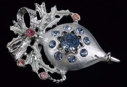 Stunning Vintage 1960s Enameled Rhinestone Christmas Brooch