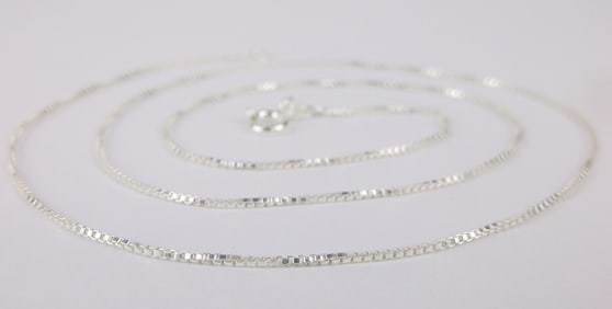 New Vintage Italian Sterling Silver Box Chain Necklace 18"