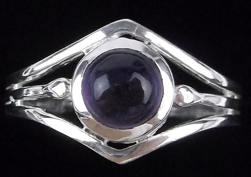 New Thick Sterling Silver Amethyst Ring 7.5 (1 of 2)
