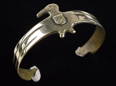 Stunning Vint 1950s Navajo Brass Thunderbird Bracelet 7.5-8"