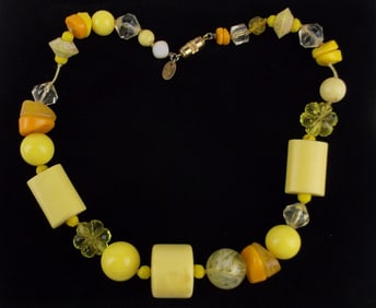 Stunning Vint 1960s Les Bernard MOP Lucite Necklace 18"