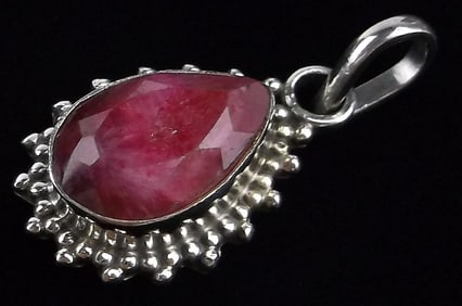 New Bali Sterling Silver 2.5ct Ruby Pendant