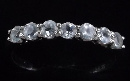 Stunning Aquamarine Ring 10