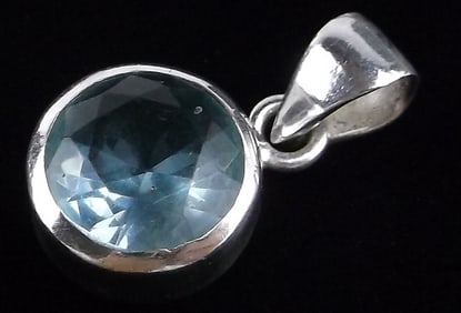 New Sterling Silver Blue Stone Pendant