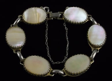 Vintage 1940s Whiting Davis Mother of Pearl Bracelet 7"