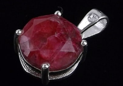 New Sterling Silver 3.5ct Ruby Pendant