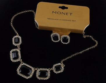 New Monet Rhinestone Necklace Earrings Set $28