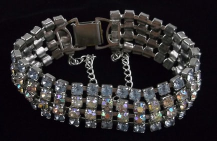 Stunning Vintage 1950s Rhinestone Bracelet 7"