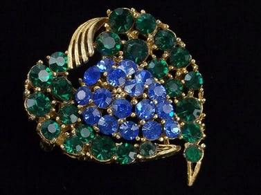 Mint Vintage 1950s Lisner Rhinestone Heart Brooch