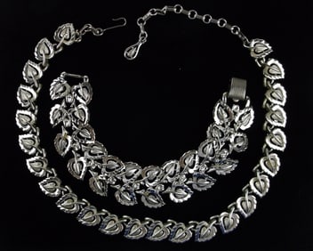 Stunning 1950s Coro Craft Pegasus Necklace Bracelet 7" 17"