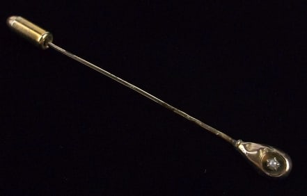 Antique 1890s Victorian 10kt Gold Seed Pearl Pin