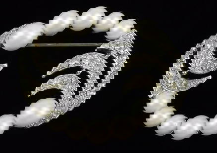 Mint Vintage 1950s Faux Pearl Rhinestone Brooch: Mint Condition, In Like New Condition, Perfect