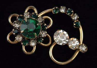 Mint Vintage 1960s Rhinestone Flower Brooch
