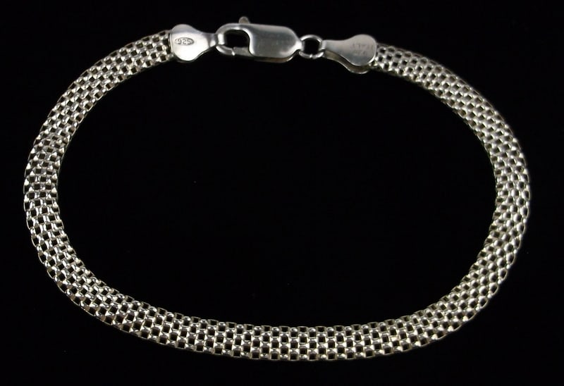 Mint Vintage Italian Sterling Silver Soft Chain Bracelet 8": Guaranteed Solid 925 Sterling Silver, in Excellent Condition