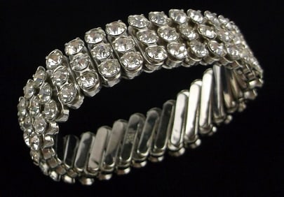 Mint Vintage 1950s Rhinestone Stretch Bracelet