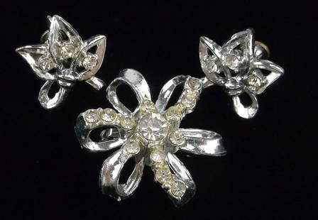 Stunning Antique 1930s Rhinestone Brooch Earrings Set: excellent condition