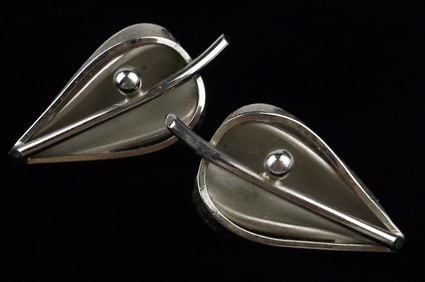Gorgeous Vintage 1960s Whiting Davis Atomic Earrings