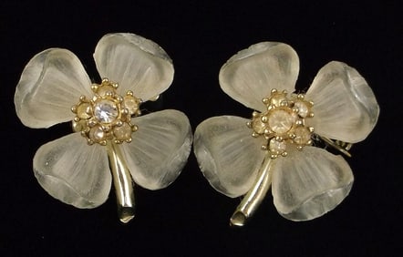 Mint Vintage 1950s Lucite Flower Brooch Set