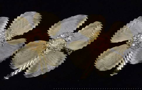 Mint Vintage 1950s Lucite Flower Brooch Set: Mint Condition, In Like New Condition, Perfect