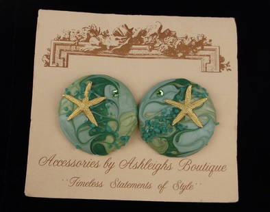 New Vintage Ashleighs Starfish Earrings On Card: new condition