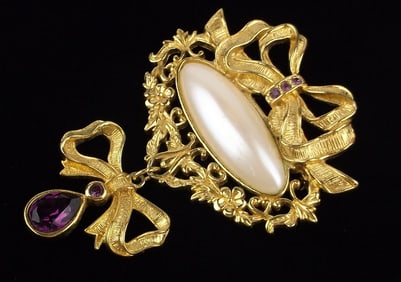 Mint Vintage Faux Pearl Rhinestone Bow Drop Brooch