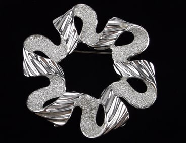 Mint Big Vintage 1970s Sarah Coventry Brooch