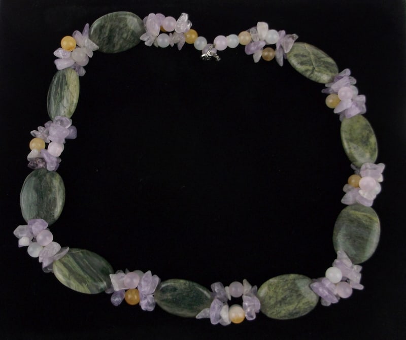 Mint Vintage Amethyst Jade Agate Necklace 18": Mint Condition, In Like New Condition, Perfect