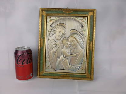 Mint 1960s 925 Sterling Silver Catholic Jesus Mary Artwork: A Mint Condition vintage 1960s Thick Catholic Artwork of Jesus Mary and Joseph and the portrait of the three is made of solid 925 sterling silver. In Excellent condition, beautiful art