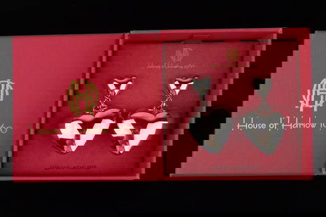 New Boxed House of Harlow Heart Drop Earrings: new condition