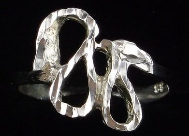 Mint Vintage Sterling Silver Design Ring 7