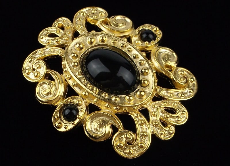 Mint vintage Ornate Brooch (1 of 3)